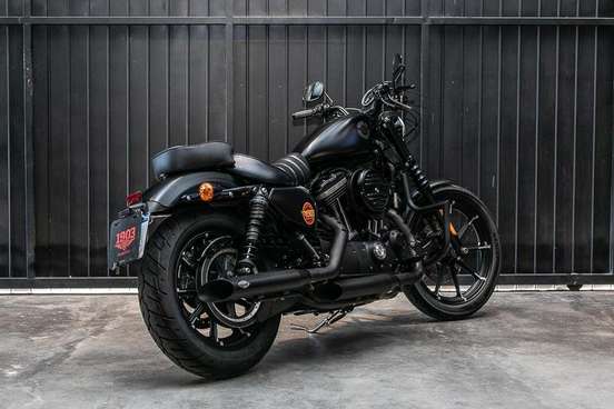 HARLEY-DAVIDSON-SPORTSTER IRON 883-2019