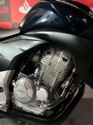 HONDA-CB 300R ABS-2010