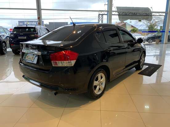 HONDA-CITY-1.5 LX 16V FLEX 4P MANUAL HONDA-CITY-2010