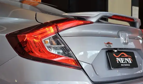 HONDA-CIVIC-2021