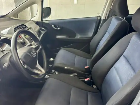 HONDA-FIT-1.4 DX 16V FLEX 4P MANUAL HONDA-FIT-2013