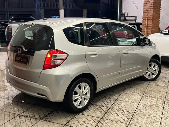 HONDA-FIT-2013
