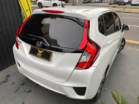 HONDA-FIT-2015