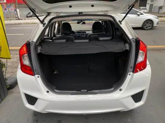HONDA-FIT-2015