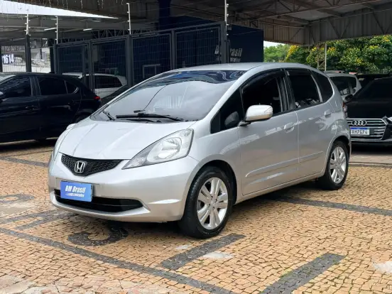 HONDA-FIT-2010