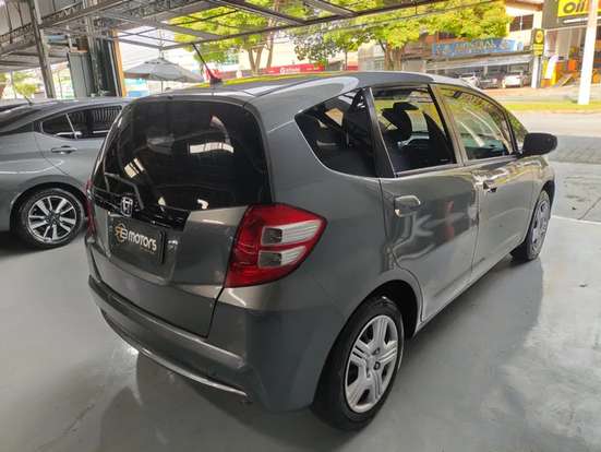 HONDA-FIT-2012