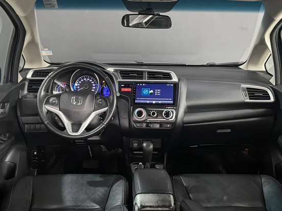 HONDA-FIT-2015