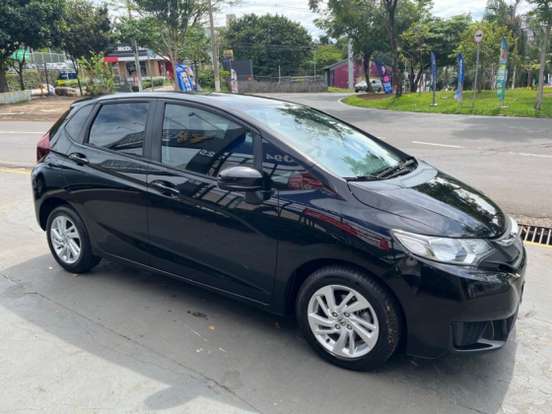 HONDA-FIT-2014