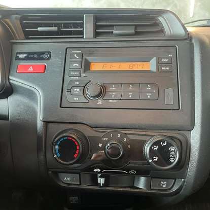 HONDA-FIT-2014