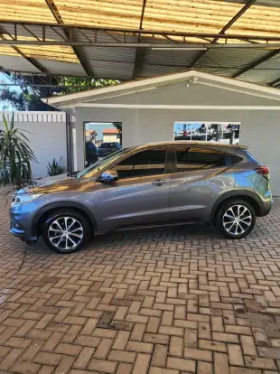 HONDA-HR-V-2021