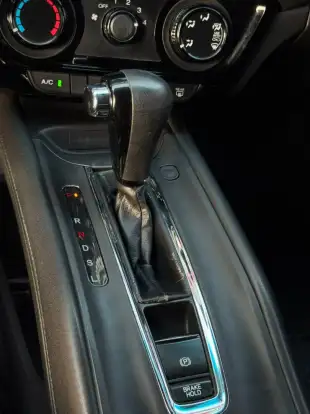 HONDA-HR-V-2016