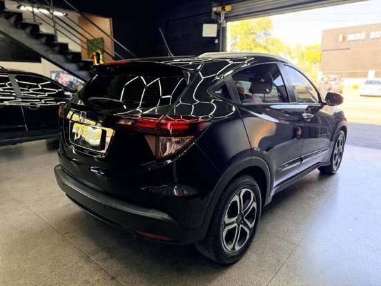 HONDA-HR-V-1.8 16V FLEX TOURING 4P AUTOMÁTICO HONDA-HR-V-2017