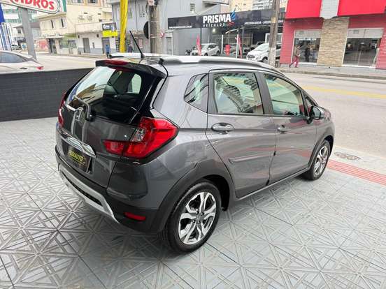 HONDA-WR-V-2018