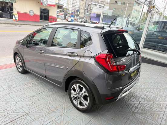 HONDA-WR-V-2018