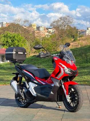 HONDA ADV 