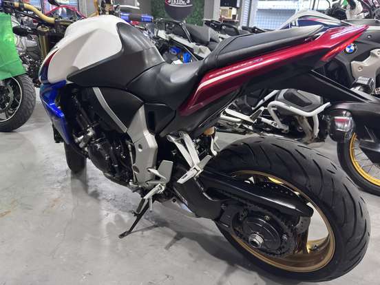 HONDA-CB 1000R ABS HONDA-CB 1000R ABS-2013