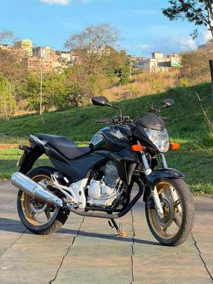 HONDA-CB 300R-2015