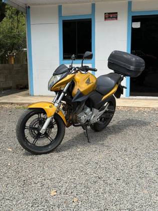 HONDA CB 300R 