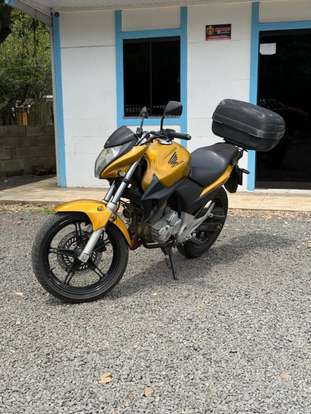 HONDA-CB 300R-2011
