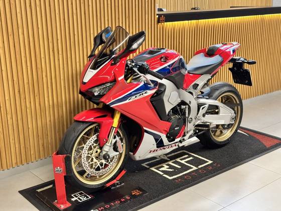 HONDA CBR 1000RR FIREBLADE 