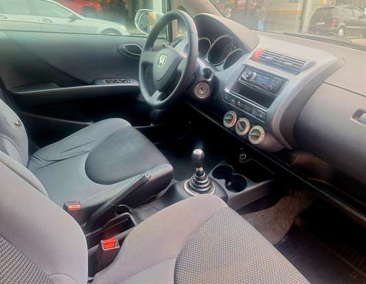 HONDA-FIT-2008