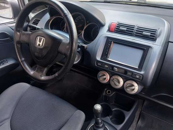 HONDA-FIT-2008