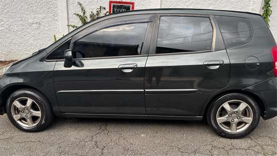 HONDA-FIT-2006
