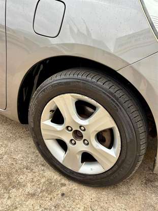 HONDA-FIT-2010