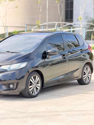 HONDA-FIT-2015