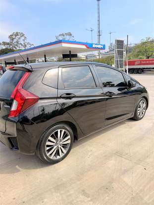 HONDA-FIT-2015