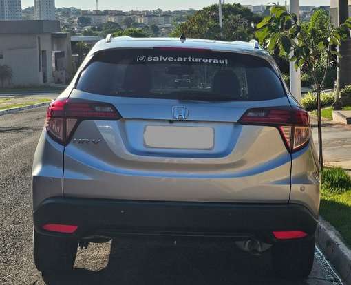 HONDA-HR-V-2017