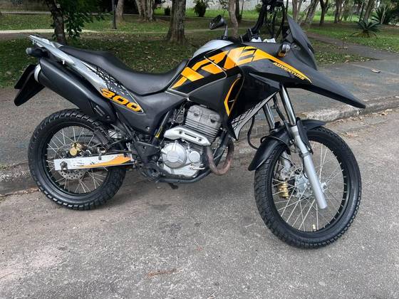 HONDA XRE 300 