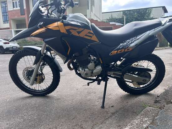 HONDA-XRE 300-2018