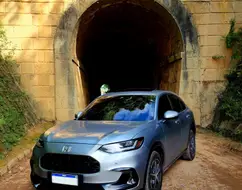 HONDA ZR-V 2.0 i-VTEC GASOLINA TOURING CVT HONDA ZR-V 2.0 i-VTEC GASOLINA TOURING CVT