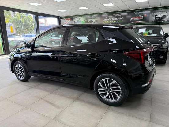 HYUNDAI-HB20-2022