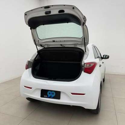 HYUNDAI-HB20-2012