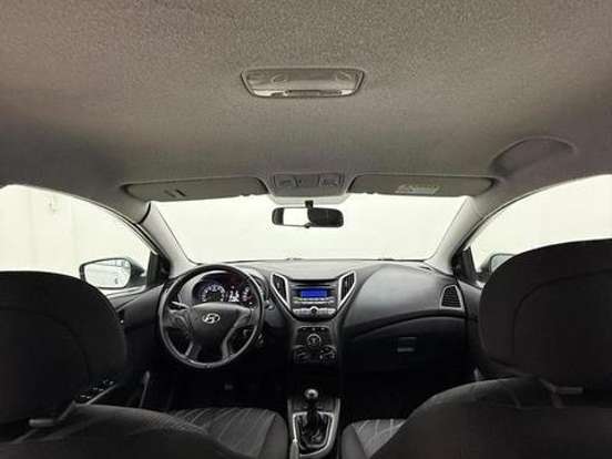 HYUNDAI-HB20-1.0 COMFORT 12V FLEX 4P MANUAL HYUNDAI-HB20-2012