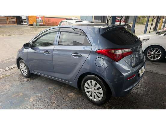 HYUNDAI-HB20-1.0 COMFORT 12V FLEX 4P MANUAL HYUNDAI-HB20-2017
