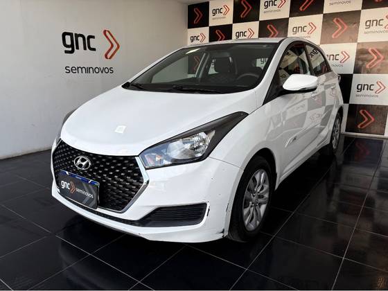 HYUNDAI HB20 1.6 COMFORT PLUS 16V FLEX 4P AUTOMÁTICO