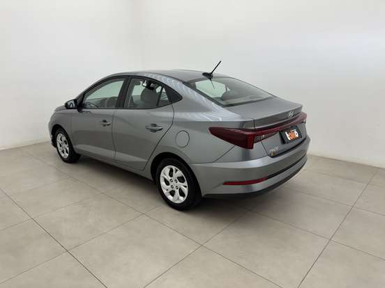 HYUNDAI-HB20S-2024