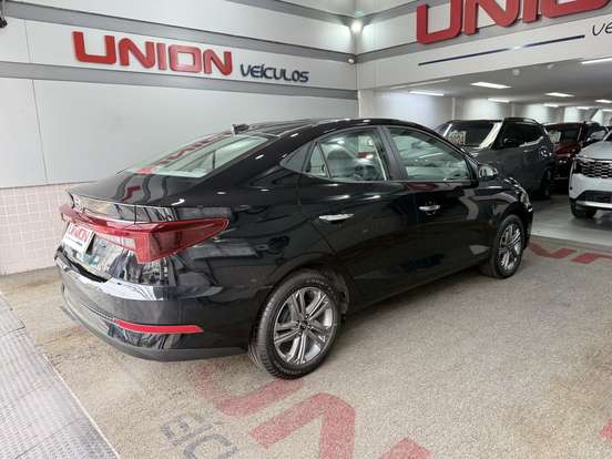 HYUNDAI-HB20S-2025