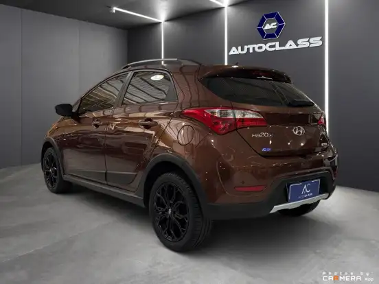 HYUNDAI-HB20X-1.6 16V PREMIUM FLEX 4P AUTOMÁTICO HYUNDAI-HB20X-2013