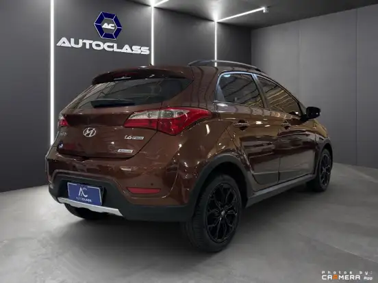 HYUNDAI-HB20X-2013