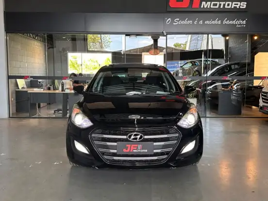 HYUNDAI-I30-1.8 MPI 16V GASOLINA 4P AUTOMATICO HYUNDAI-I30-2015