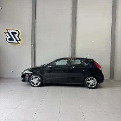 HYUNDAI-I30-2.0 MPFI GLS 16V GASOLINA 4P MANUAL HYUNDAI-I30-2010