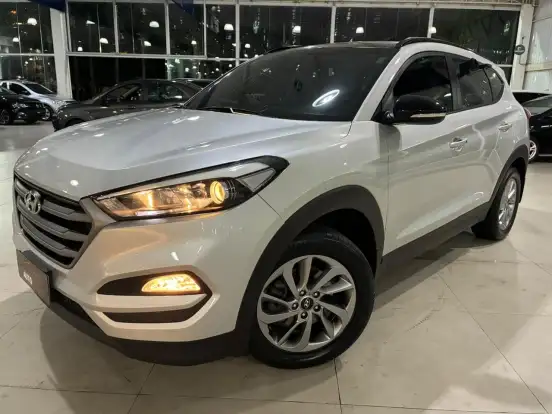 HYUNDAI-TUCSON-2020