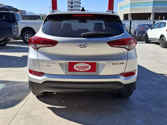 HYUNDAI-TUCSON-1.6 16V T-GDI GASOLINA GLS ECOSHIFT HYUNDAI-TUCSON-2018