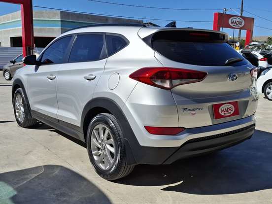 HYUNDAI-TUCSON-2018