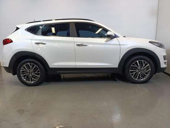 HYUNDAI-TUCSON-2024