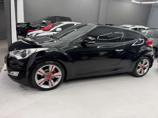 HYUNDAI-VELOSTER-2012